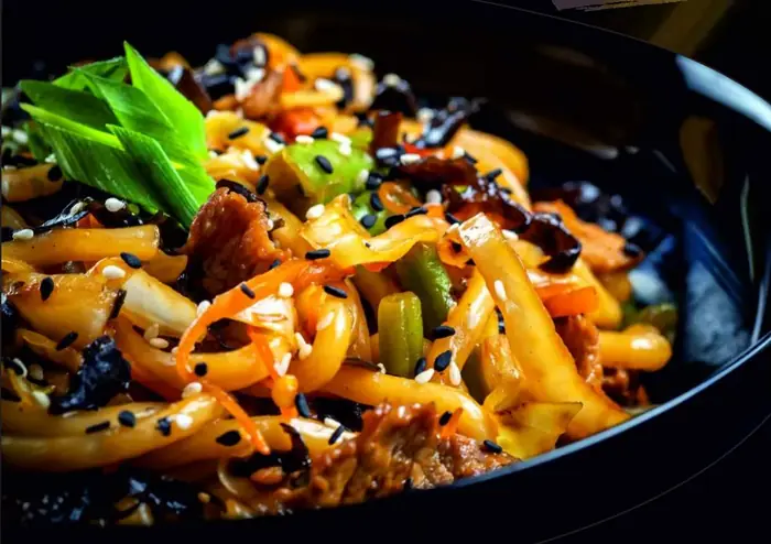 Yaki udon trași la wok